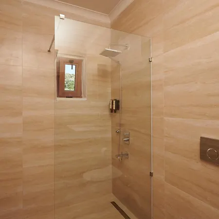 فندق Castelle مرمريس