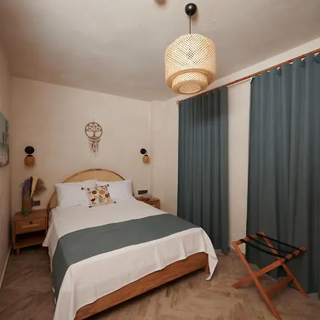 Castelle Hotel